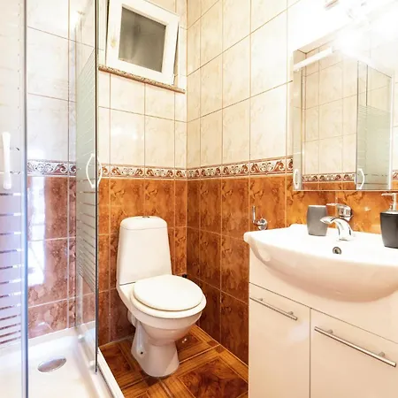 Stunning In With Kitchen *