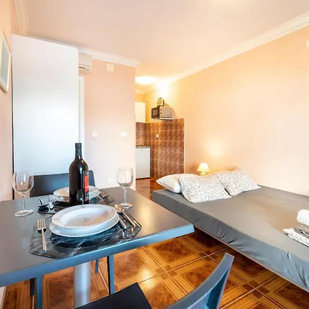 Apartman Stunning In With Wifi Vir