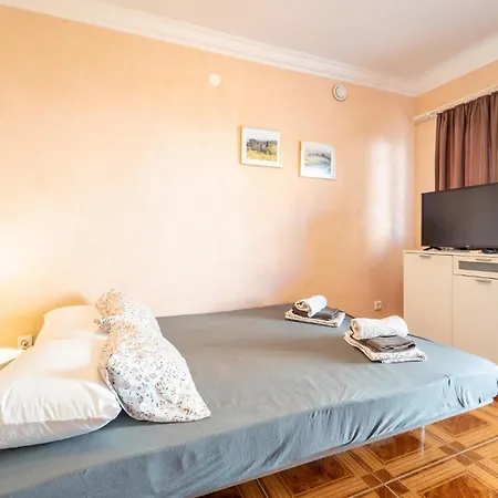 Stunning In With Kitchen Appartement